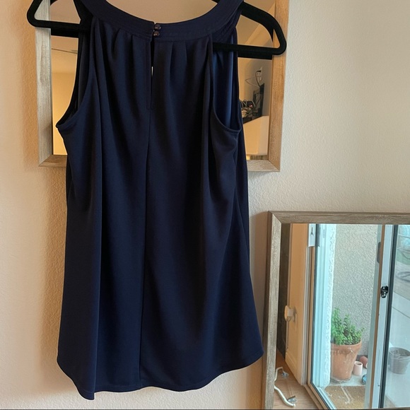 2 for $30 ESSENTIALS BY MILANO Cutout Sleeveless Blouse - Picture 6 of 10